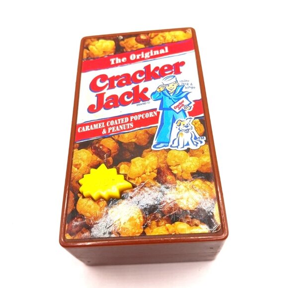 Vintage Subway Pop-out Cracker Jack Magifying Glass Kids Meal Toy From 1999 - Picture 6 of 7